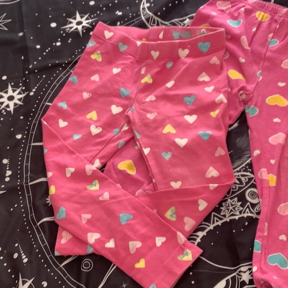 Leggings pants for little girls 4T good for twins socks are included 💕💕 - Picture 3 of 6